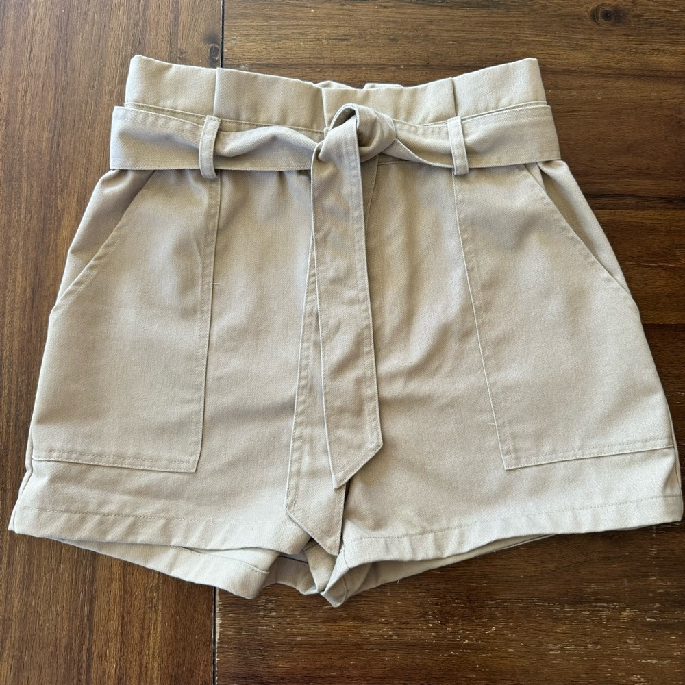 STEVE MADDEN SEASIDE CINCH SHORT‎   KAHKI WOMEN’S SIZE SMALL